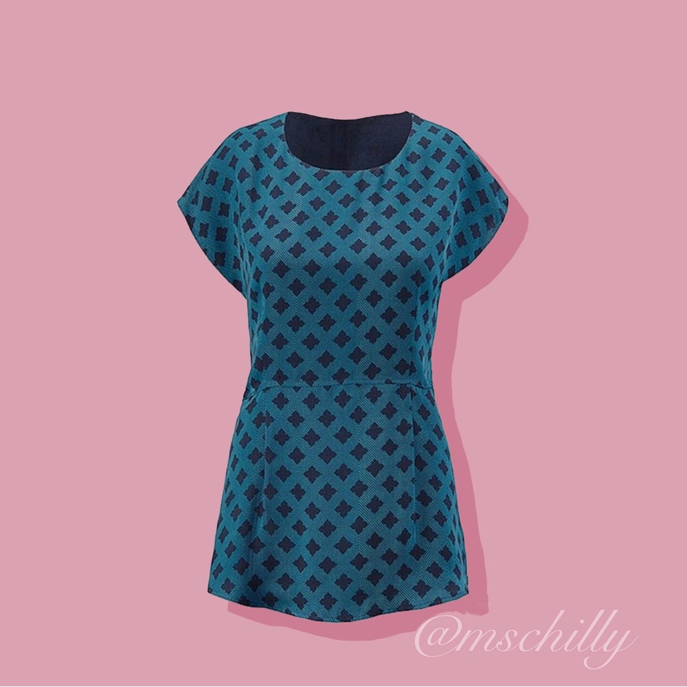 Cabi Blue Split Back Foulard Short Sleeve Blouse Geometric Shirt Top 3274 Sz M